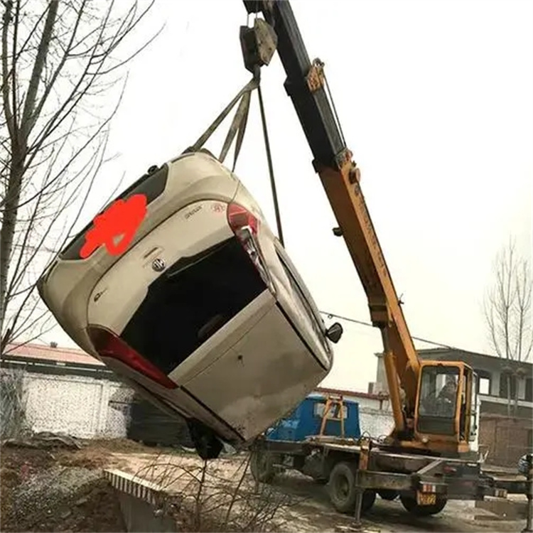 封丘随时待命，吊车24小时道路救援服务全解析