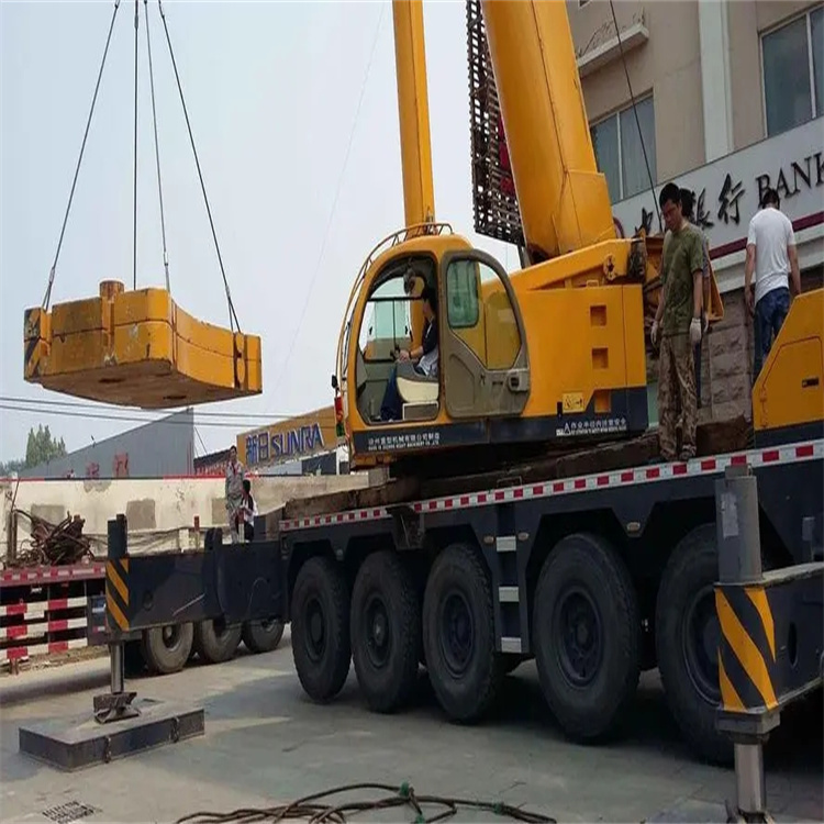 封丘当地吊车出租|机器吊装|75吨|工厂搬迁服务